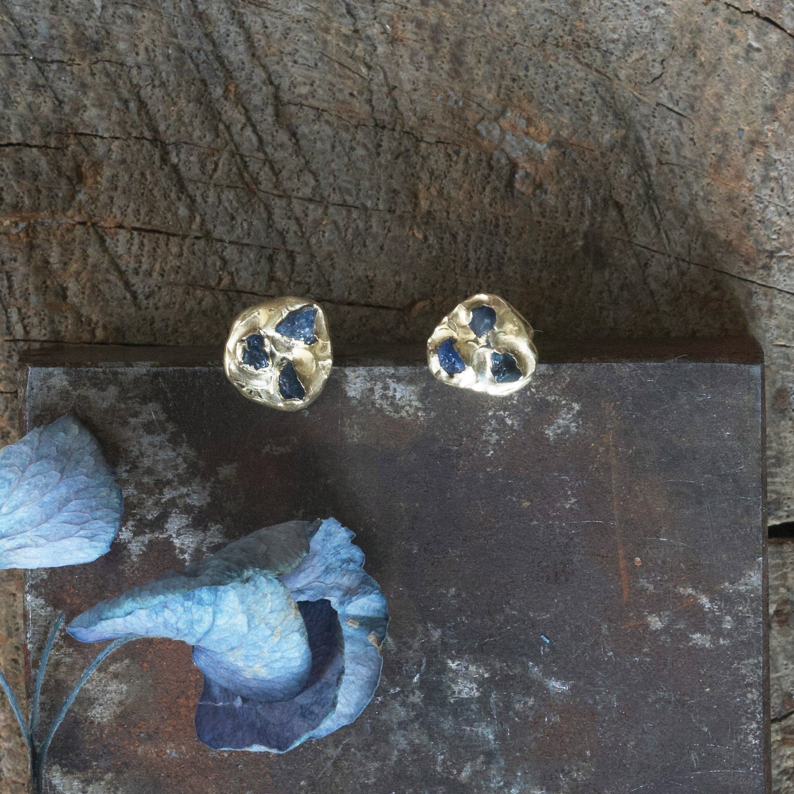 Crater Studs