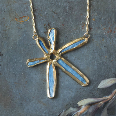 Crocus Pendant