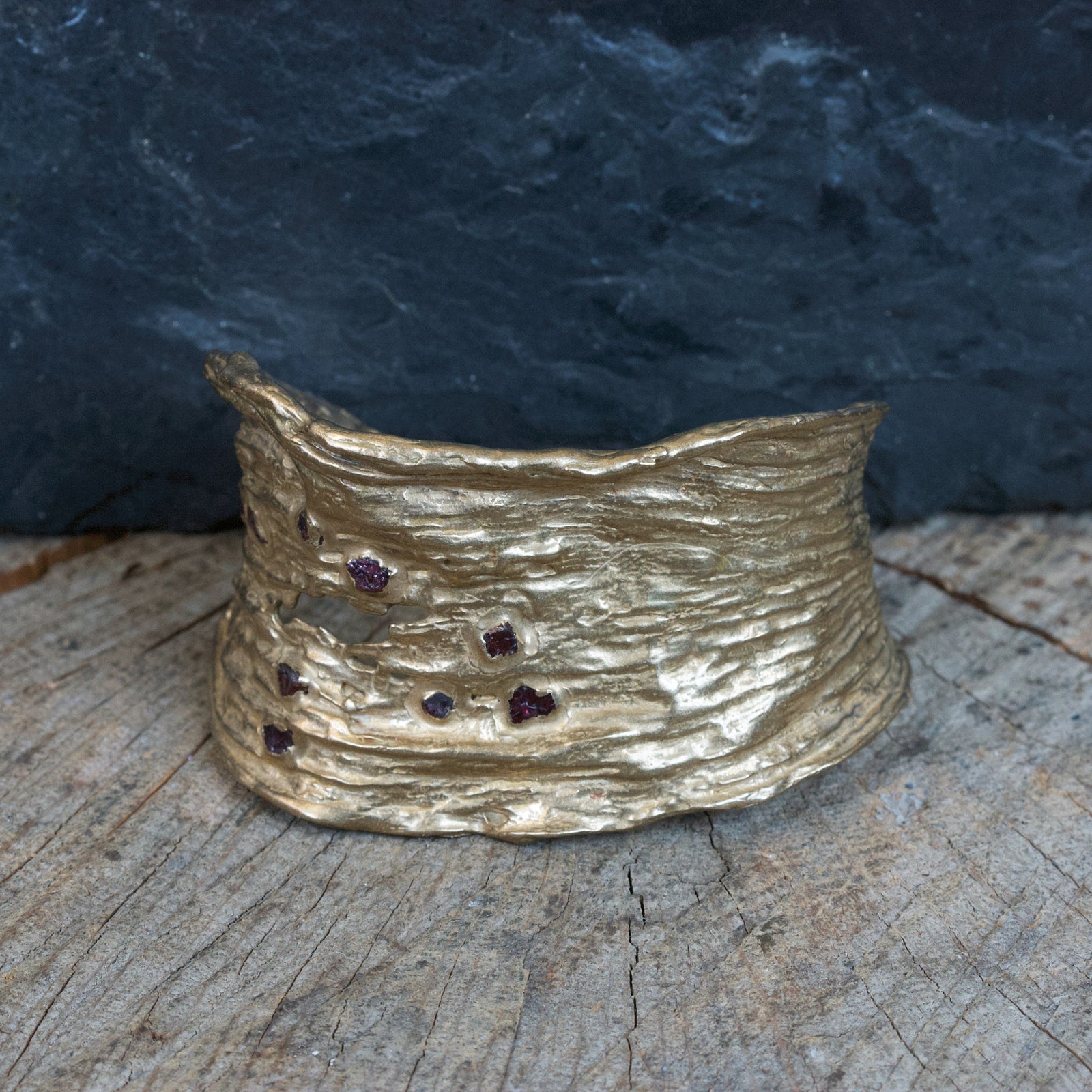 Scattered Kelp Cuff