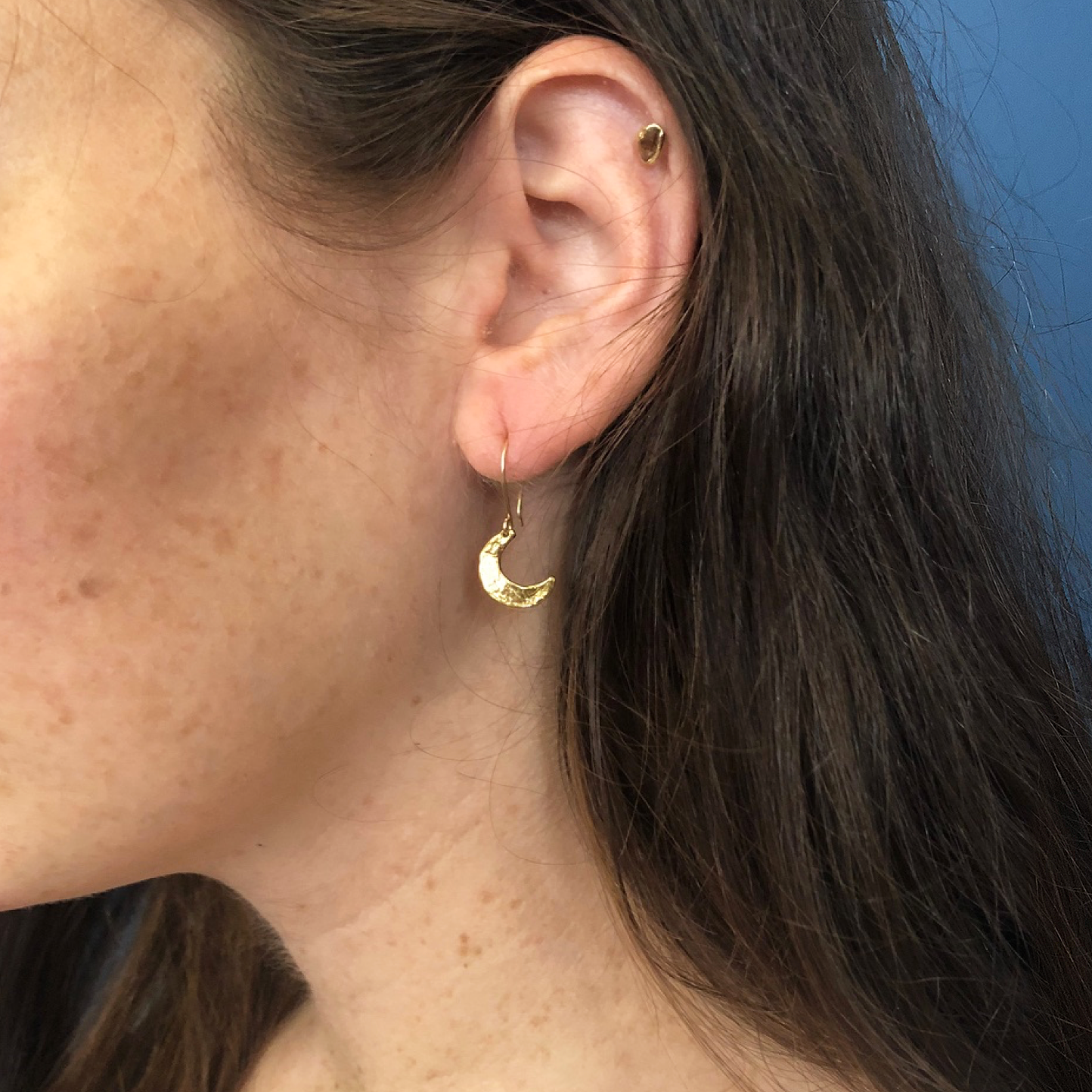 Crescent 2025 moon hoops