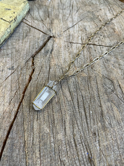 Quartz Pendant - n525