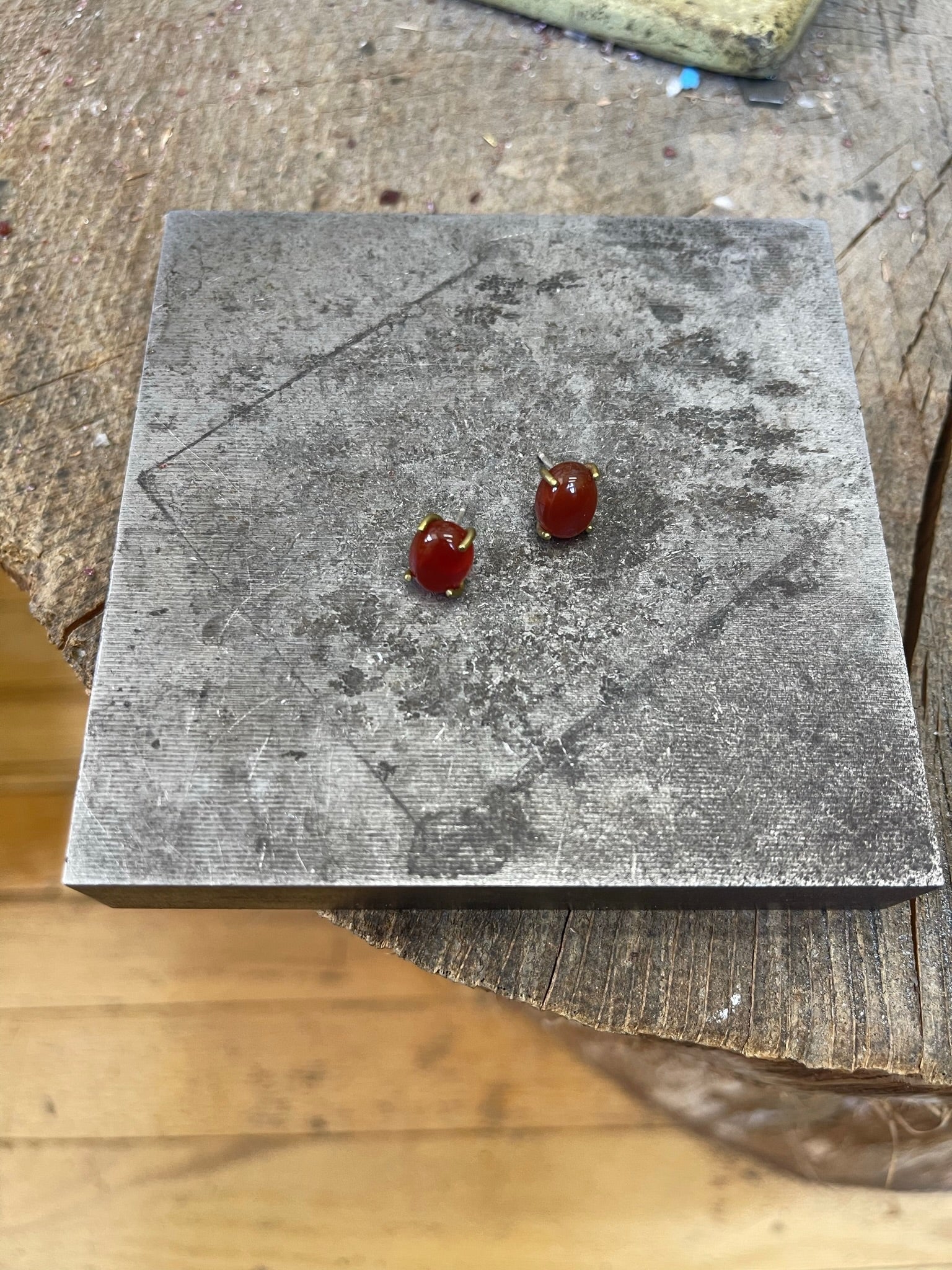 Carnelian Studs - e644