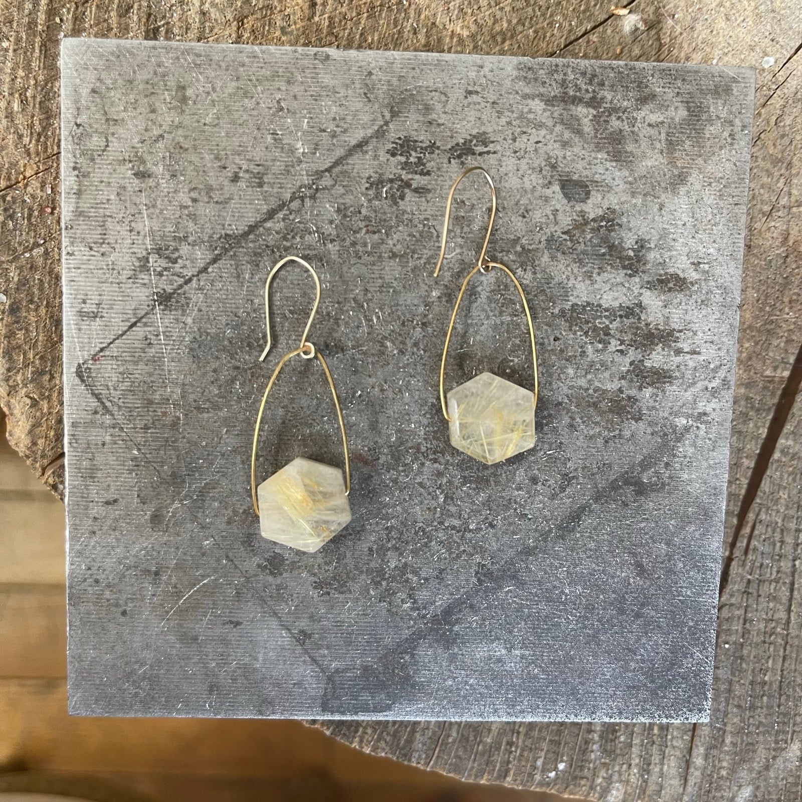Rutilated Quartz Earrings - e620