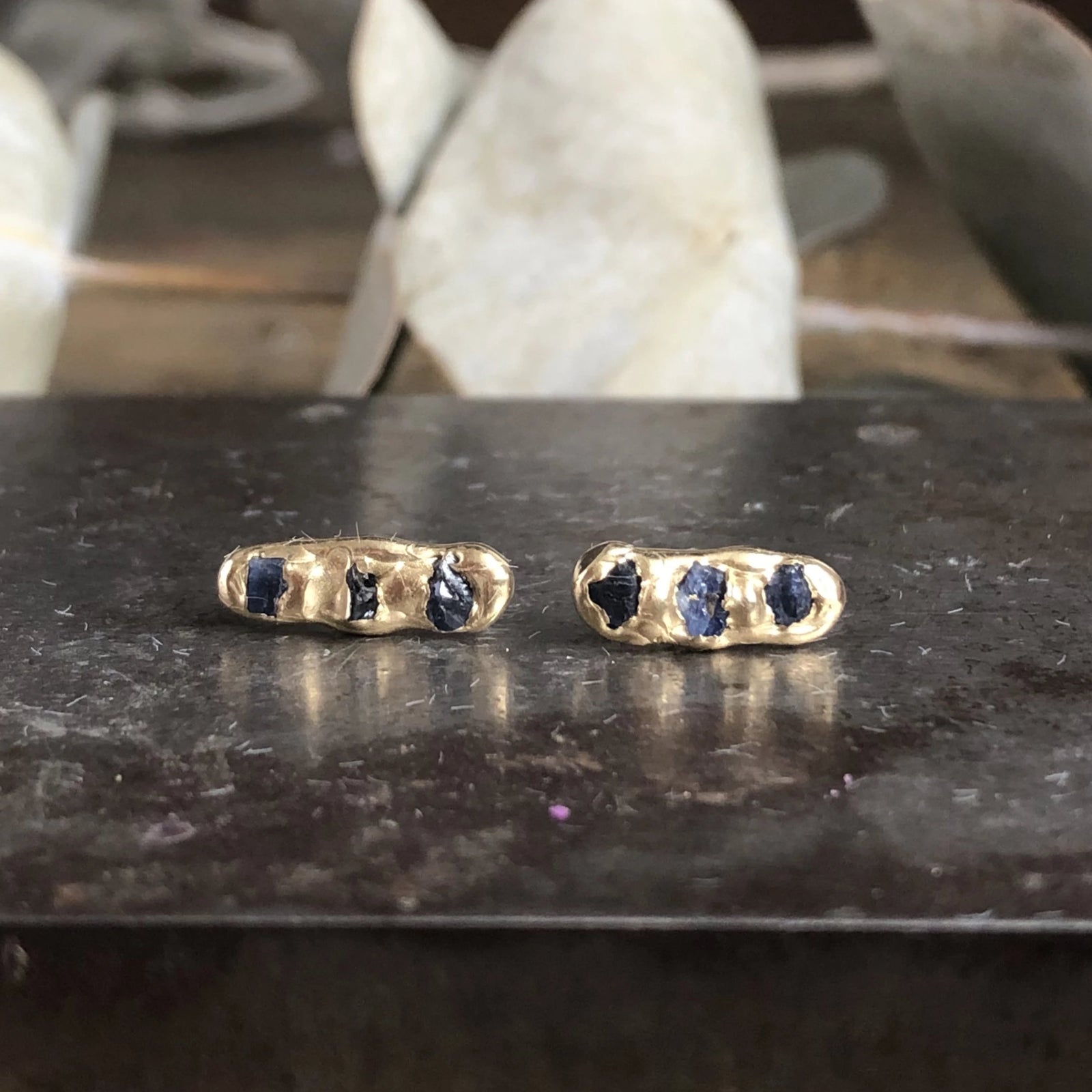 Mini Cobblestone Studs - Blue Sapphire