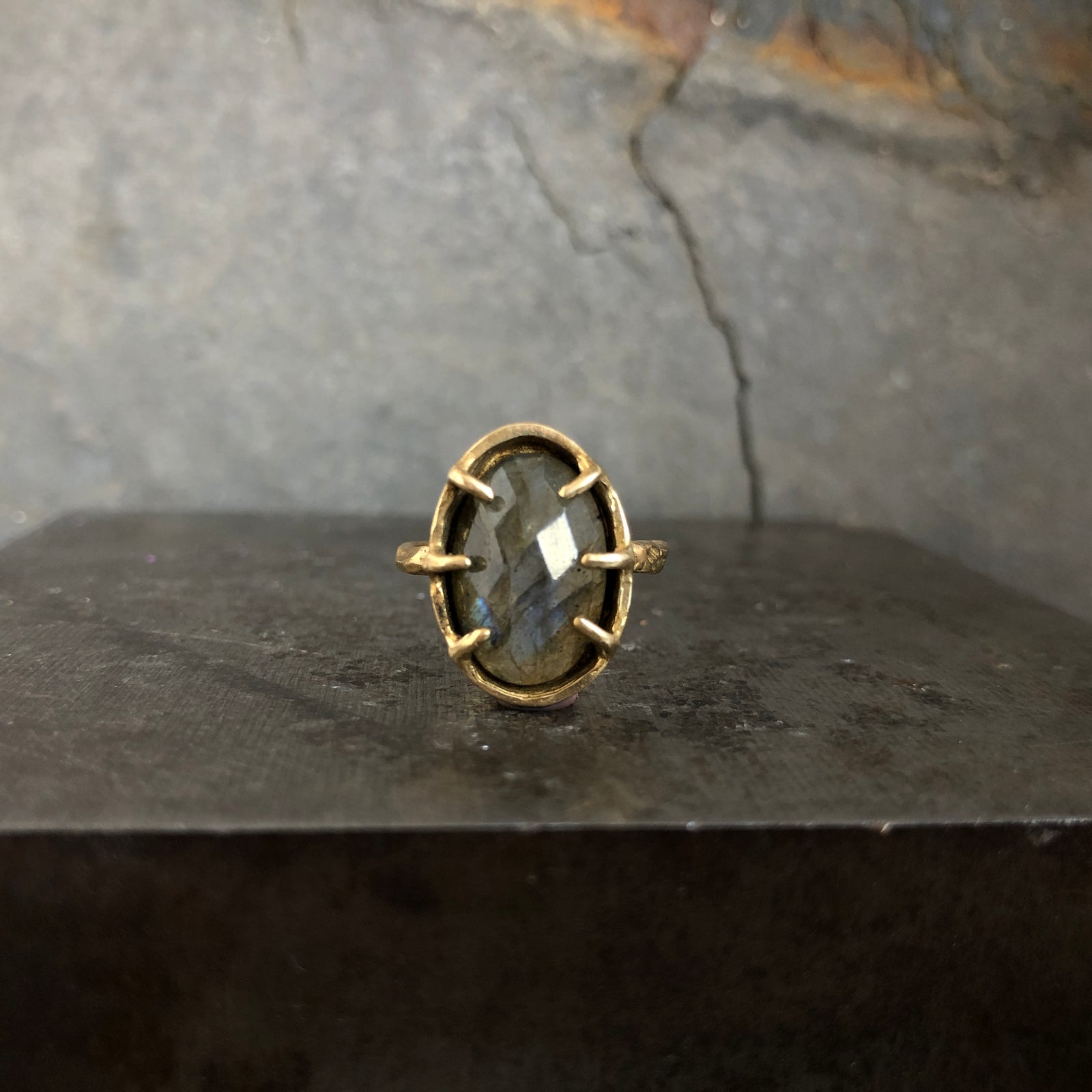 Mini Goddess Ring