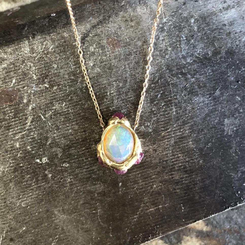 Looking Glass Solo Pendant