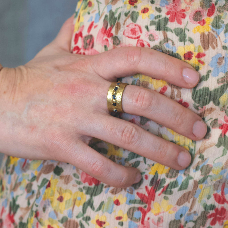 Rapids Ring - Blue Sapphire